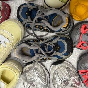 Boy shoe bundle of 7 (sz 4-7, mostly 5)